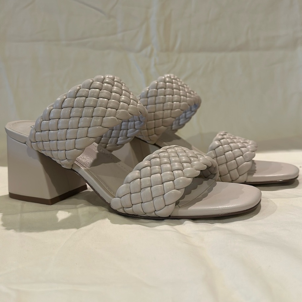 New with box bone block heel sandal 8.5